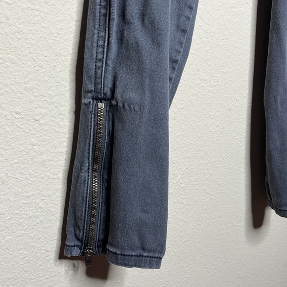 Banana Republic Skinny Fit Jeans - Picture 6 of 6
